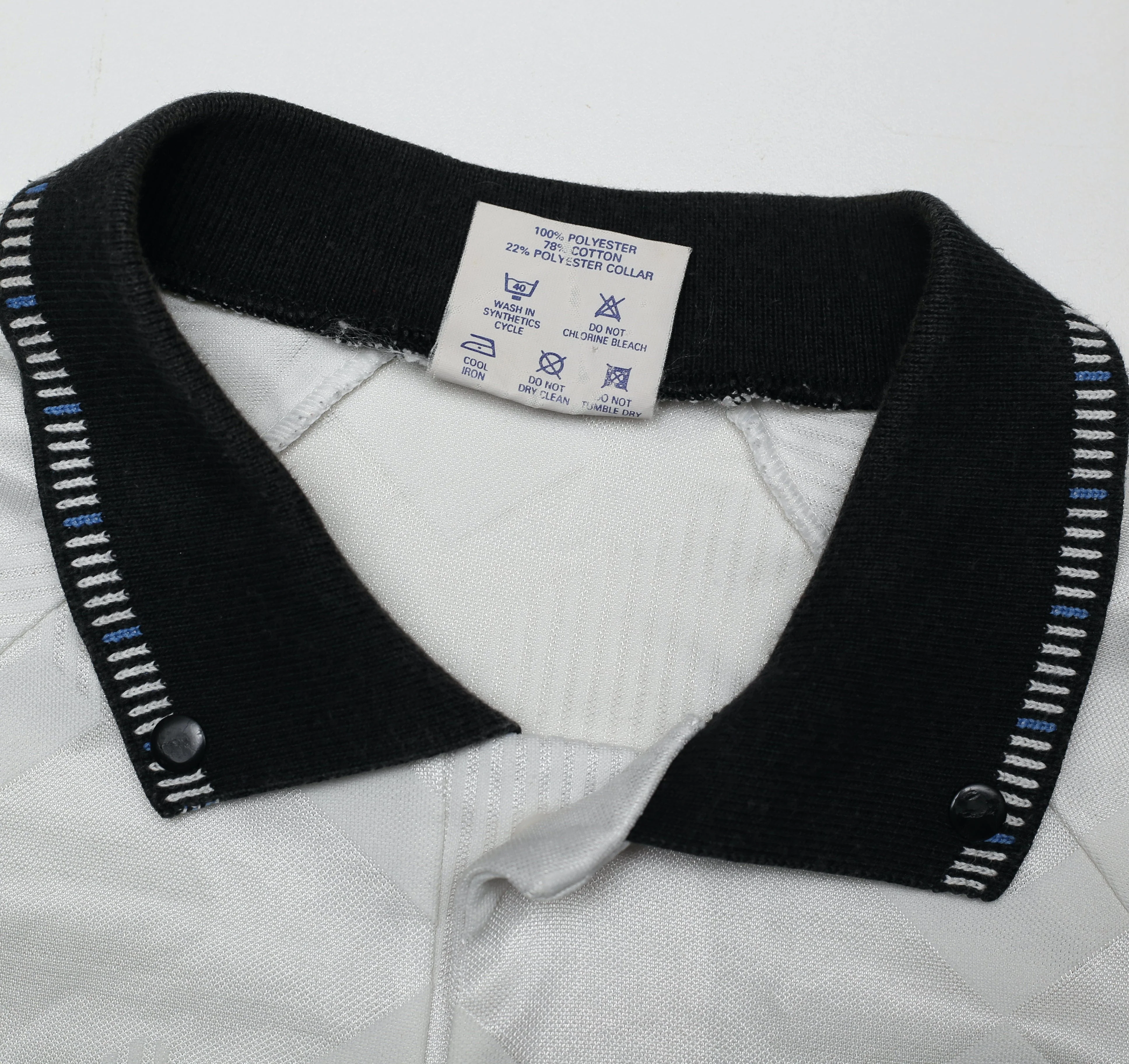 1990/92 Aston Villa Vintage Umbro Away Football Shirt (S) - Image 13