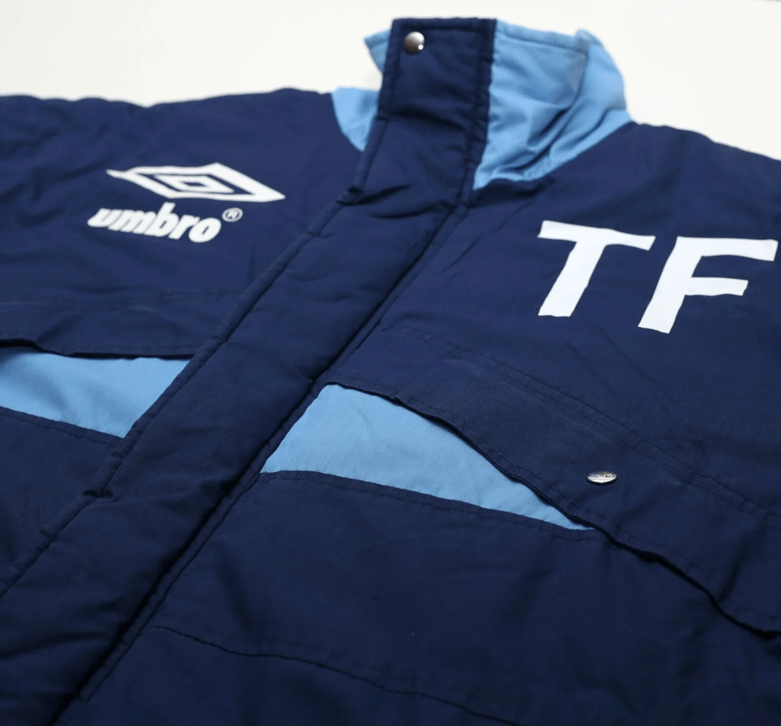 1990/92 SHEFFIELD WEDNESDAY Vintage Umbro Football Bench Coat Jacket (M) - Image 5