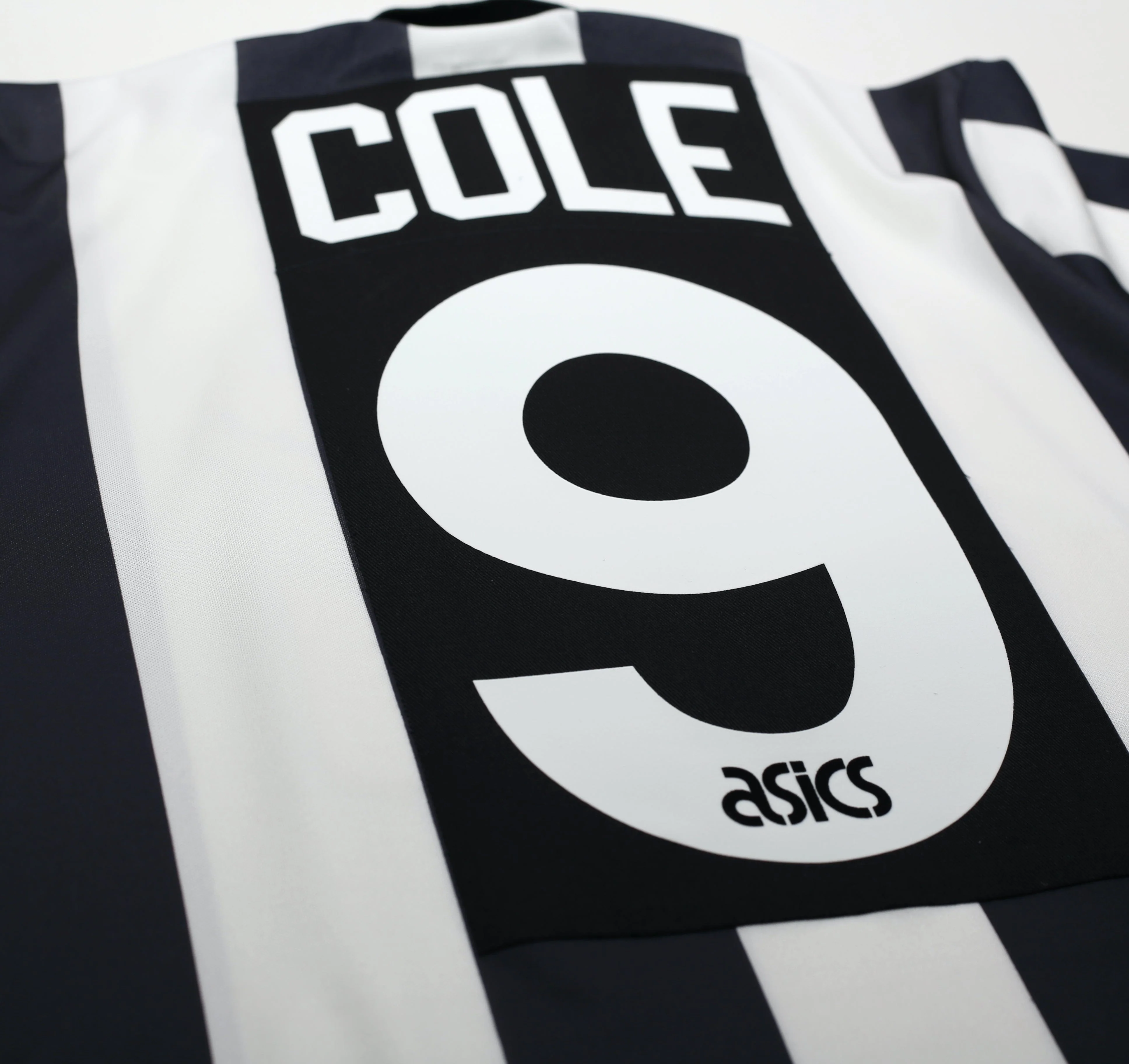 1993/95 Cole #9 Newcastle United Vintage Asics Home Football Shirt (S) - Image 14
