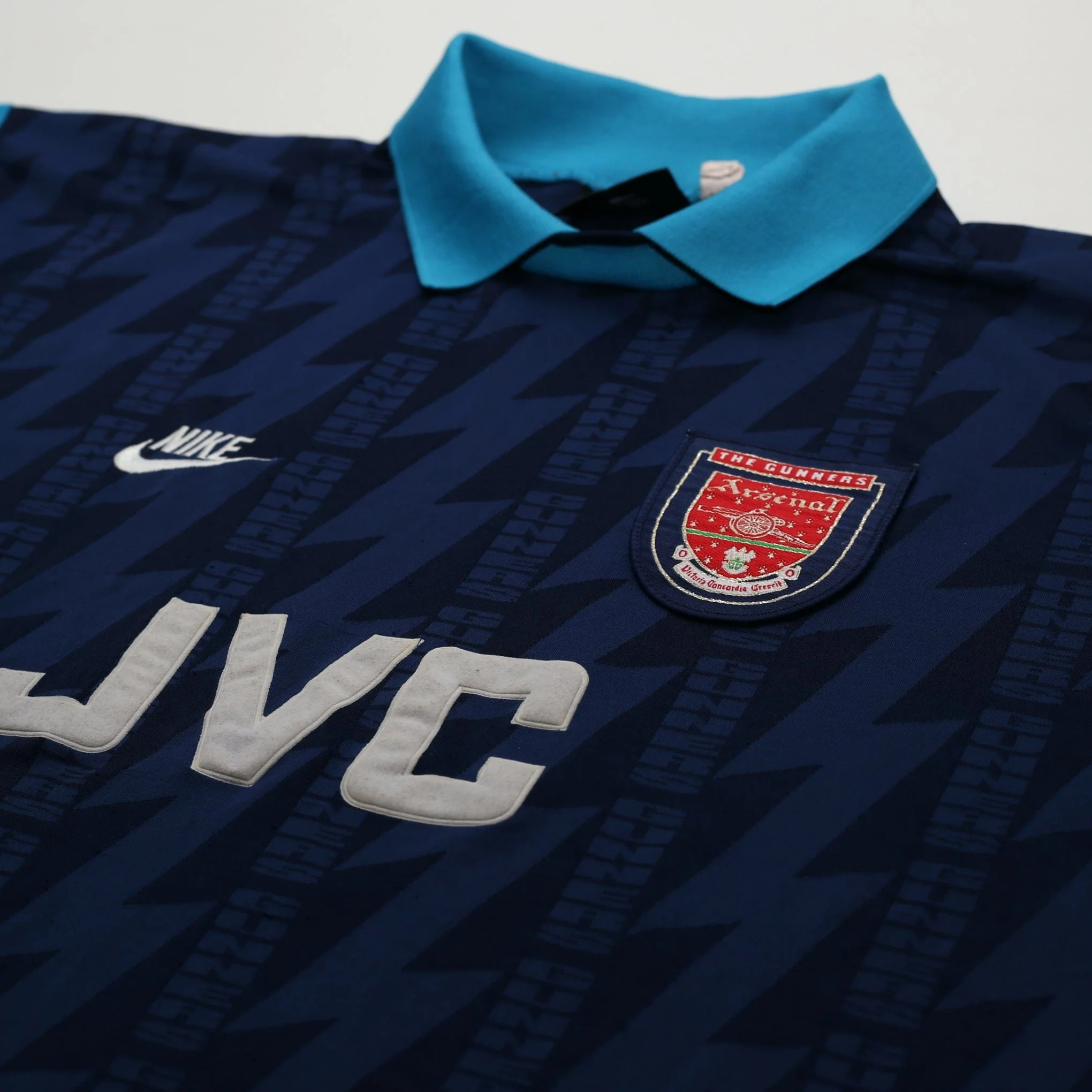 1994/95 Wright #8 Arsenal Vintage Nike Away Football Shirt (XXL) - Image 5