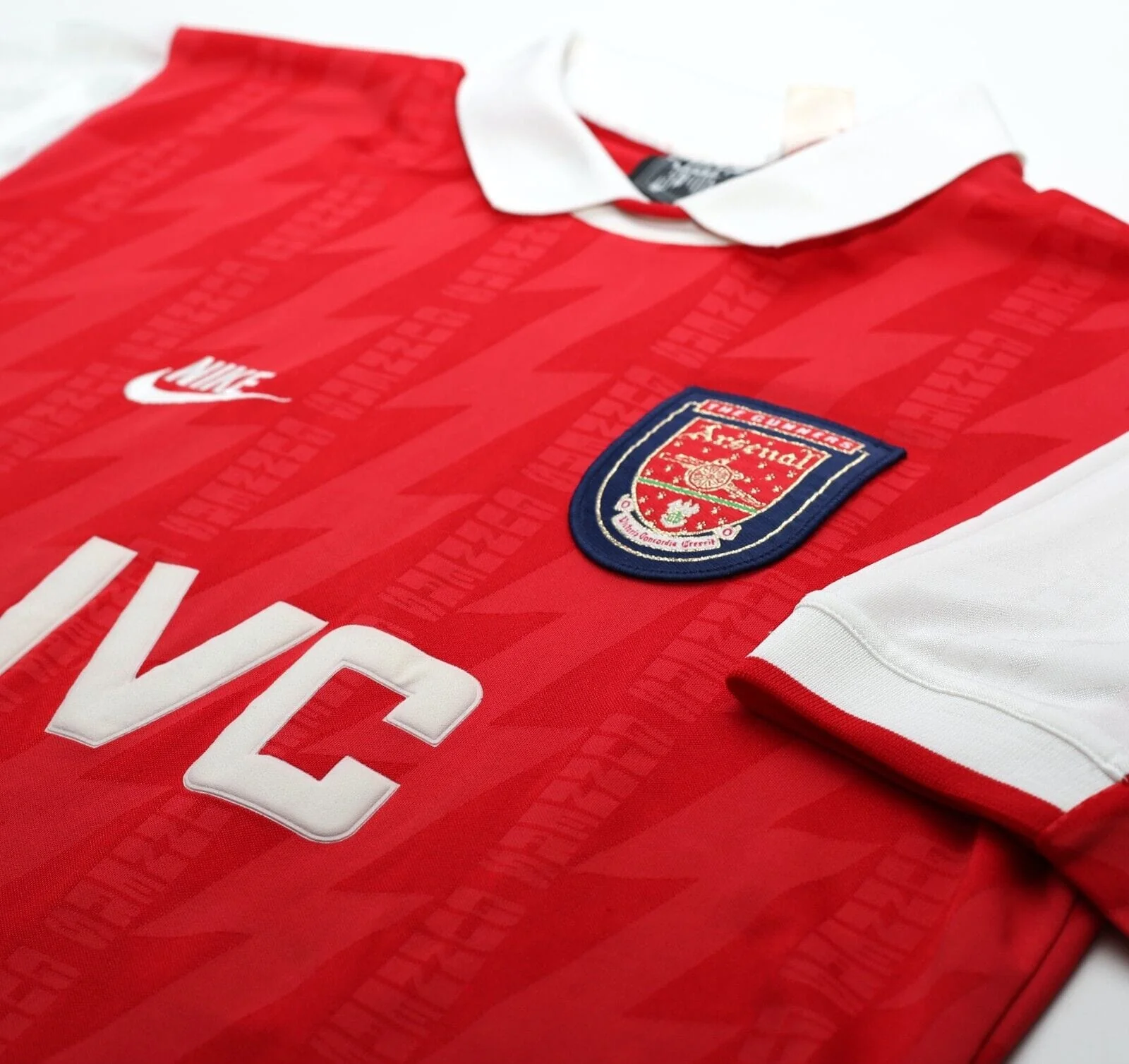 1994/96 Bergkamp #10 Arsenal Vintage Nike Home Football Shirt (L) - Image 6