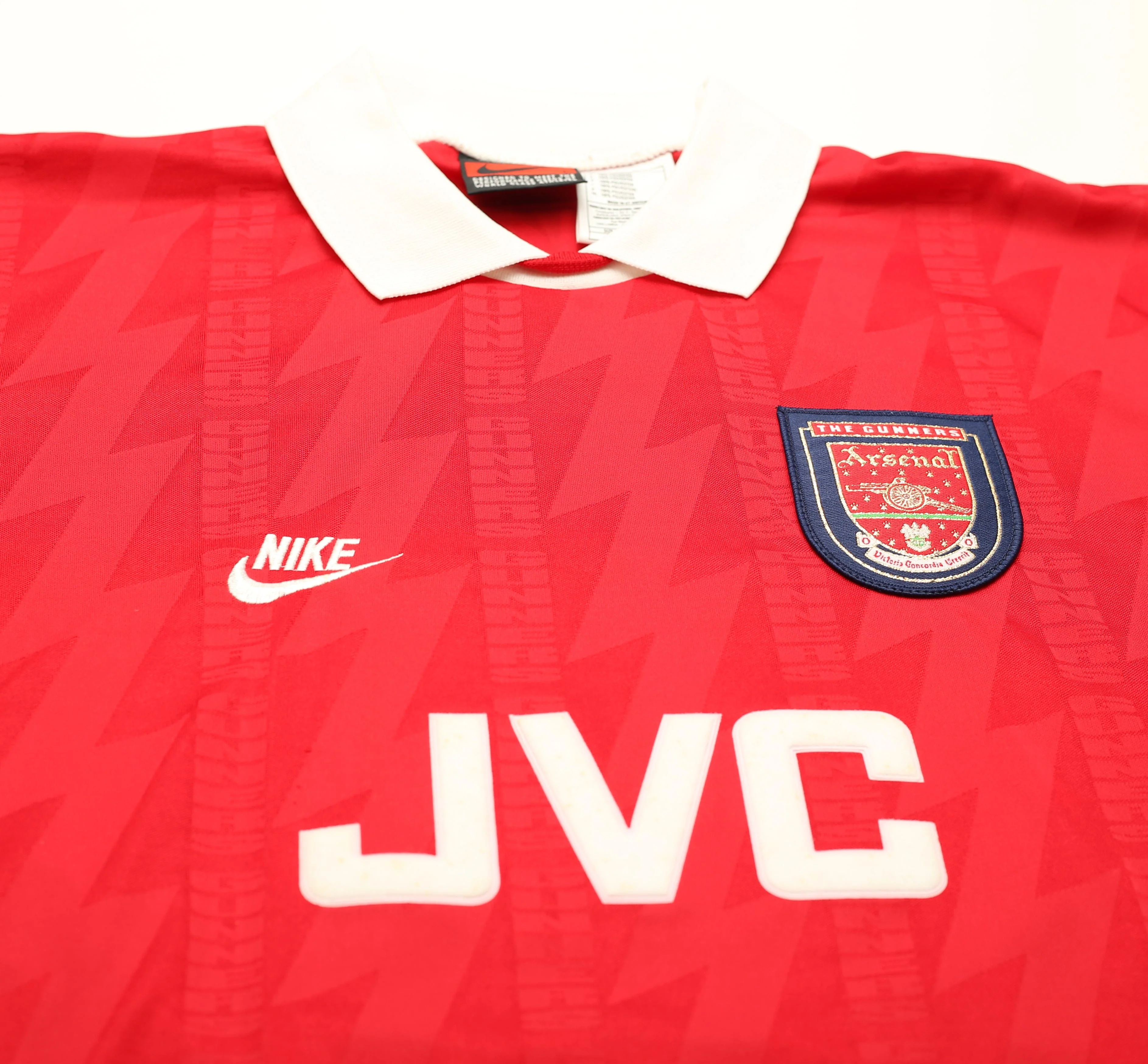 1994/96 WRIGHT #8 Arsenal Nike Home Football Shirt (L) - Image 4