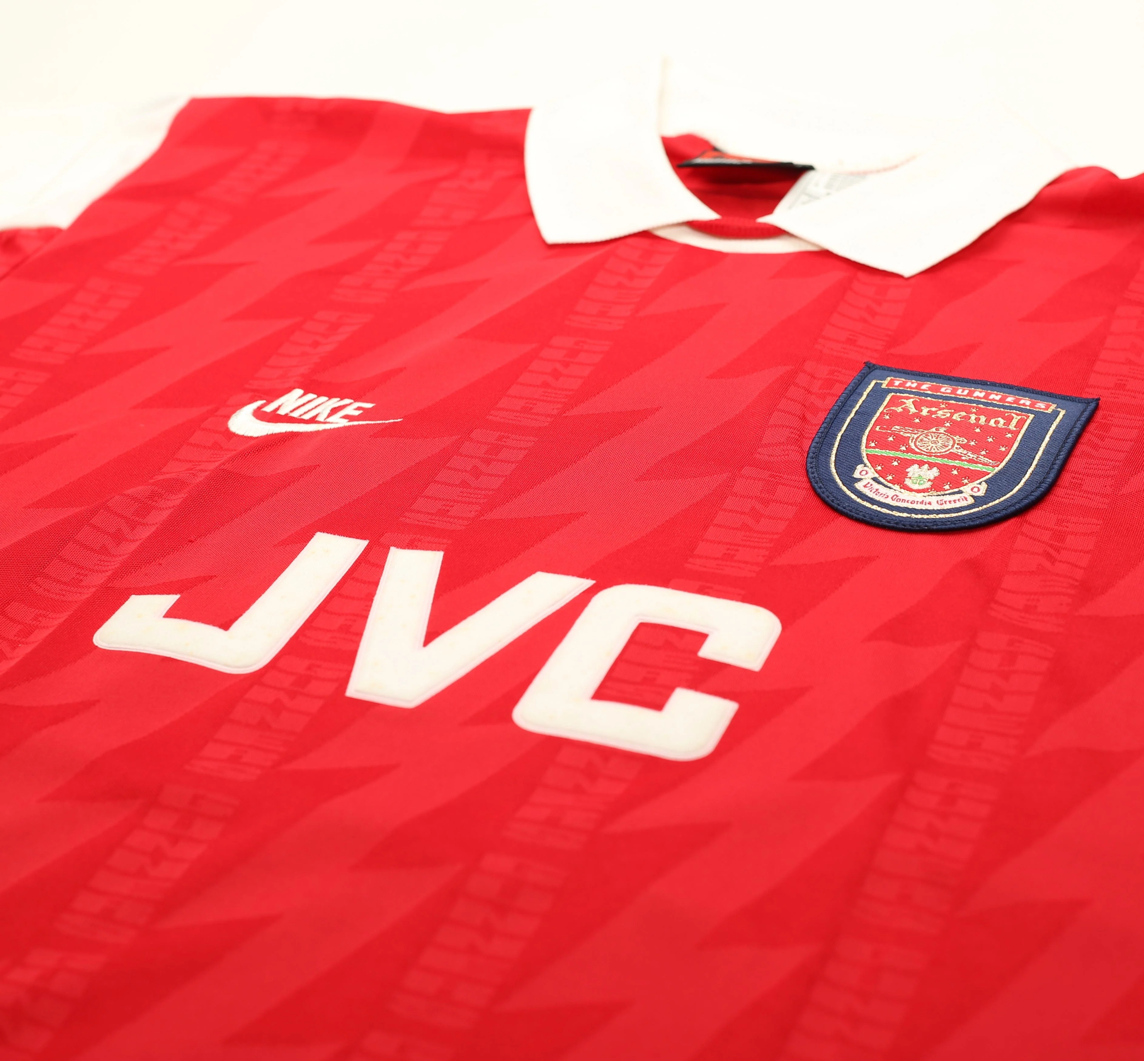 1994/96 WRIGHT #8 Arsenal Nike Home Football Shirt (L) - Image 5
