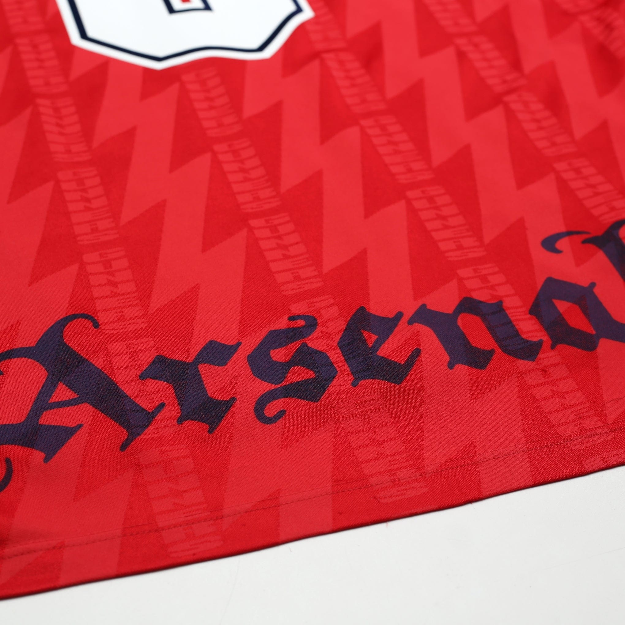 1994/96 Wright #8 Arsenal Vintage Nike Home Football Shirt (XL) - Image 16