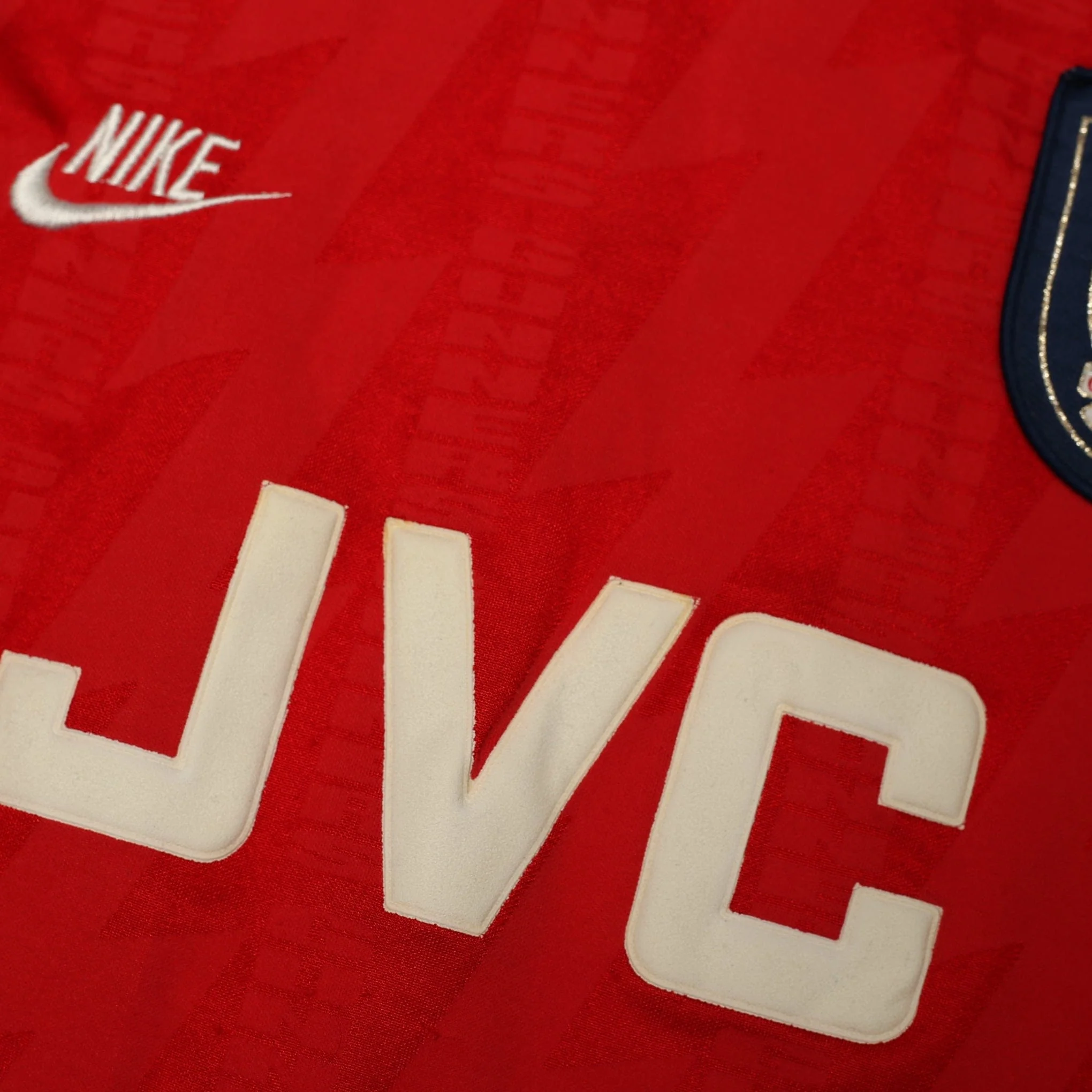 1994/96 Wright #8 Arsenal Vintage Nike Home Football Shirt (XL) - Image 7