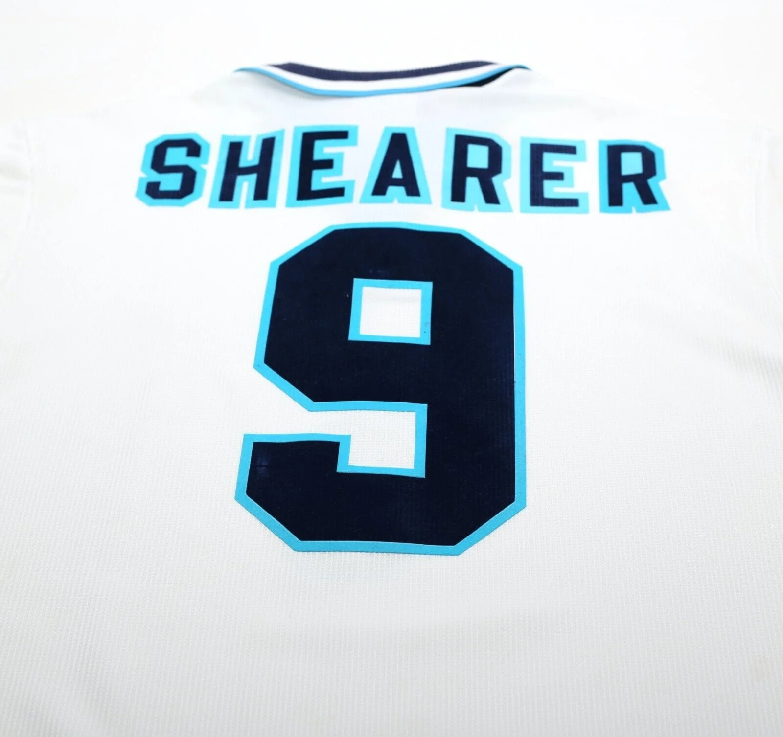 1995/97 Shearer #9 England Vintage Umbro Football Shirt (L/XL) Euro 96 - Image 6