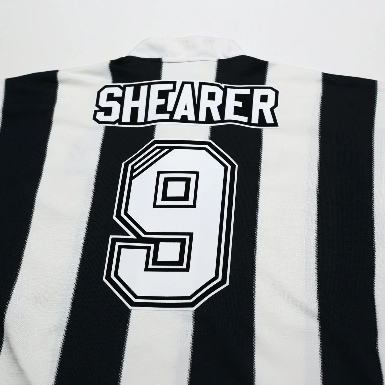 1995/97 Shearer #9 Newcastle United Vintage adidas Football Shirt (M) - Image 9
