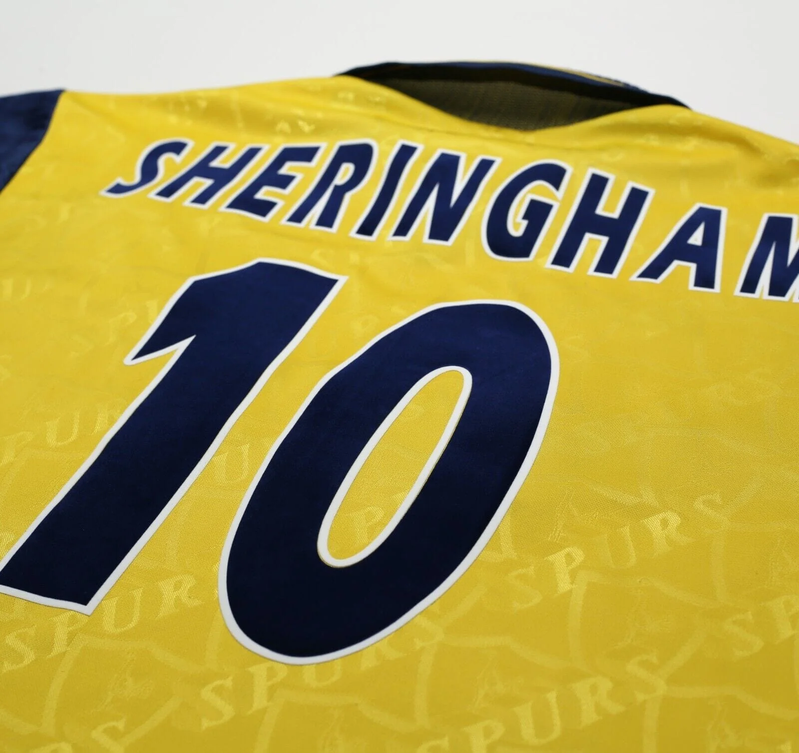 1995/97 SHERINGHAM #10 Tottenham Hotspur Vintage PONY Away Football Shirt (M) - Image 10