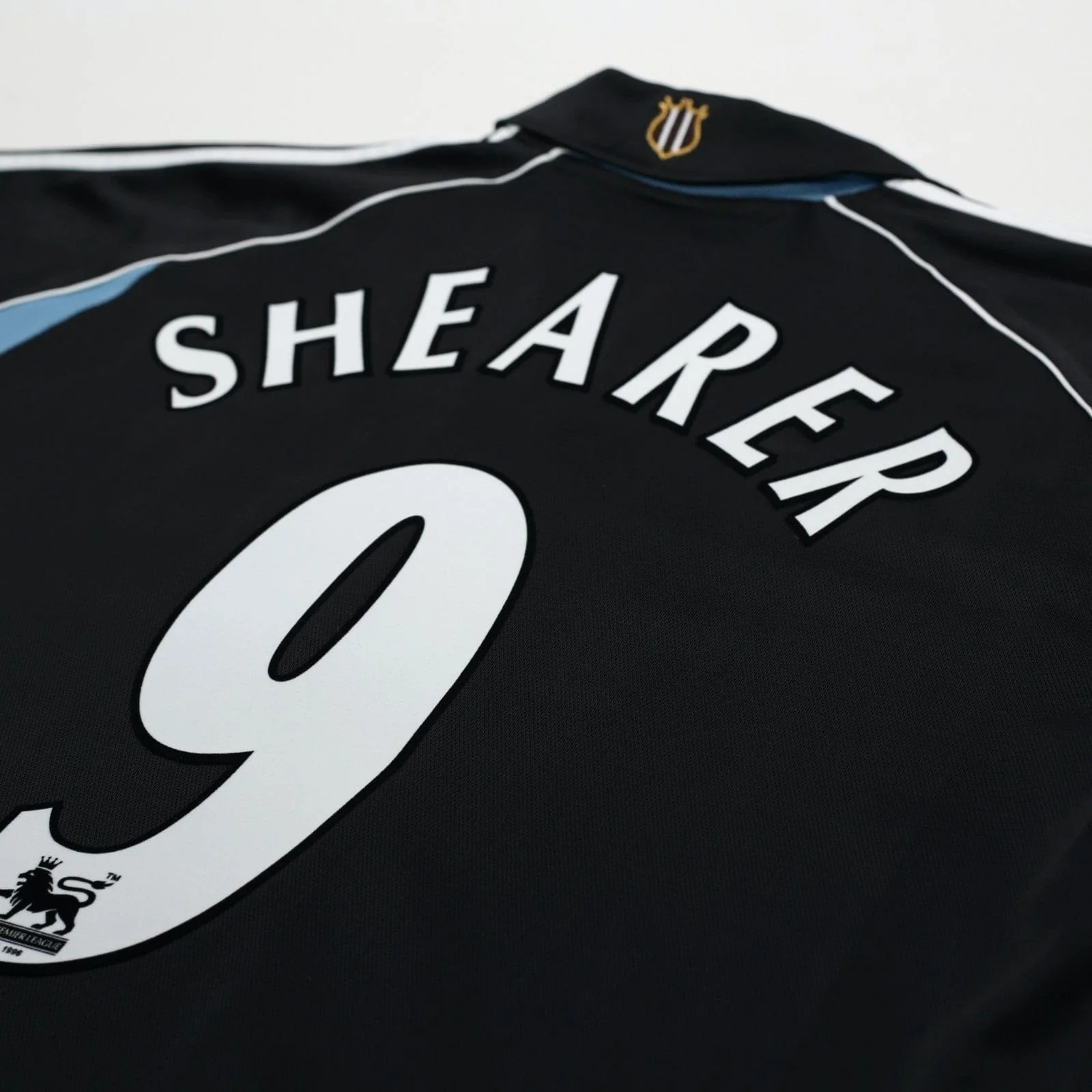 2000/01 Shearer #9 Newcastle United Vintage adidas Away Football Shirt (L) - Image 12
