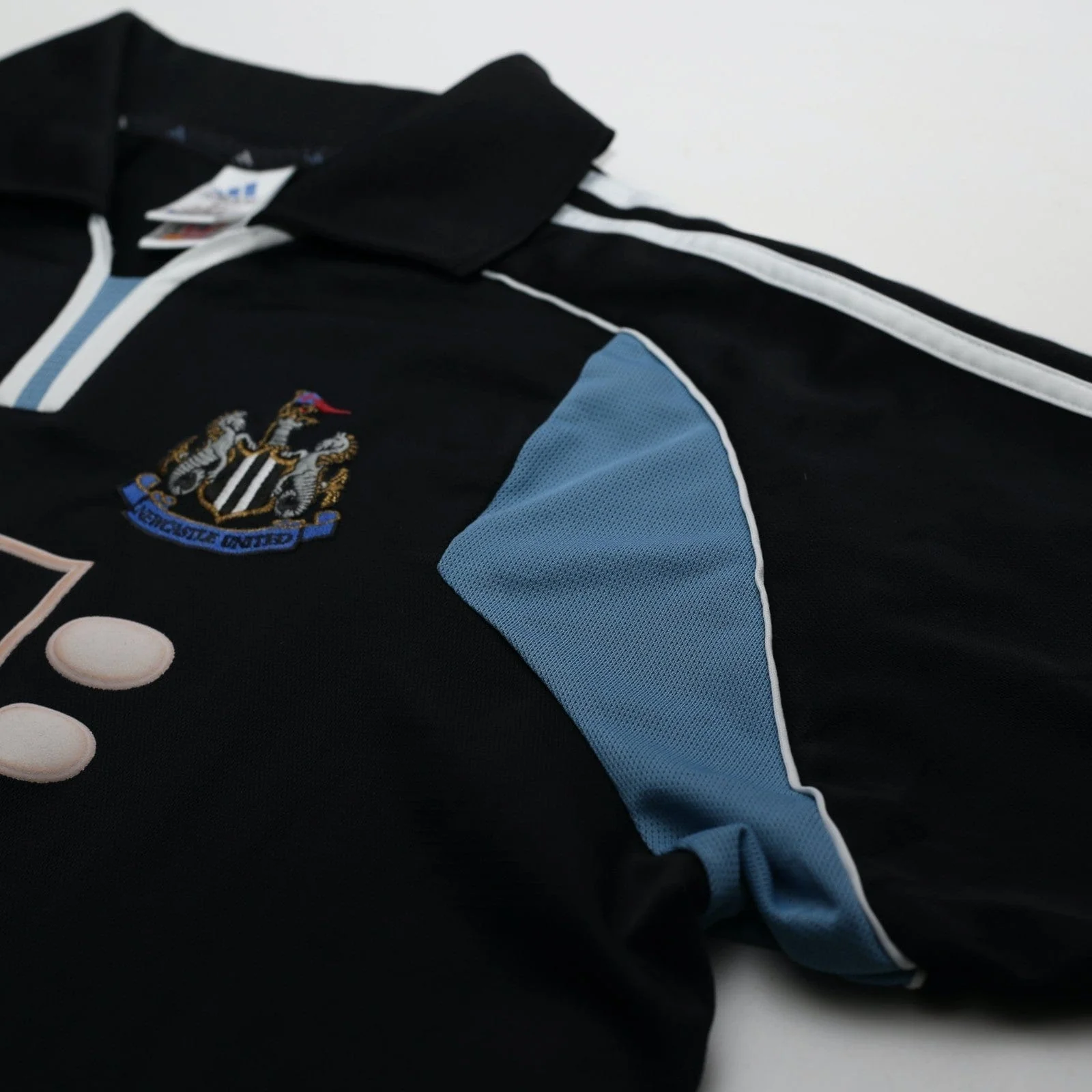 2000/01 Shearer #9 Newcastle United Vintage adidas Away Football Shirt (XL) - Image 6