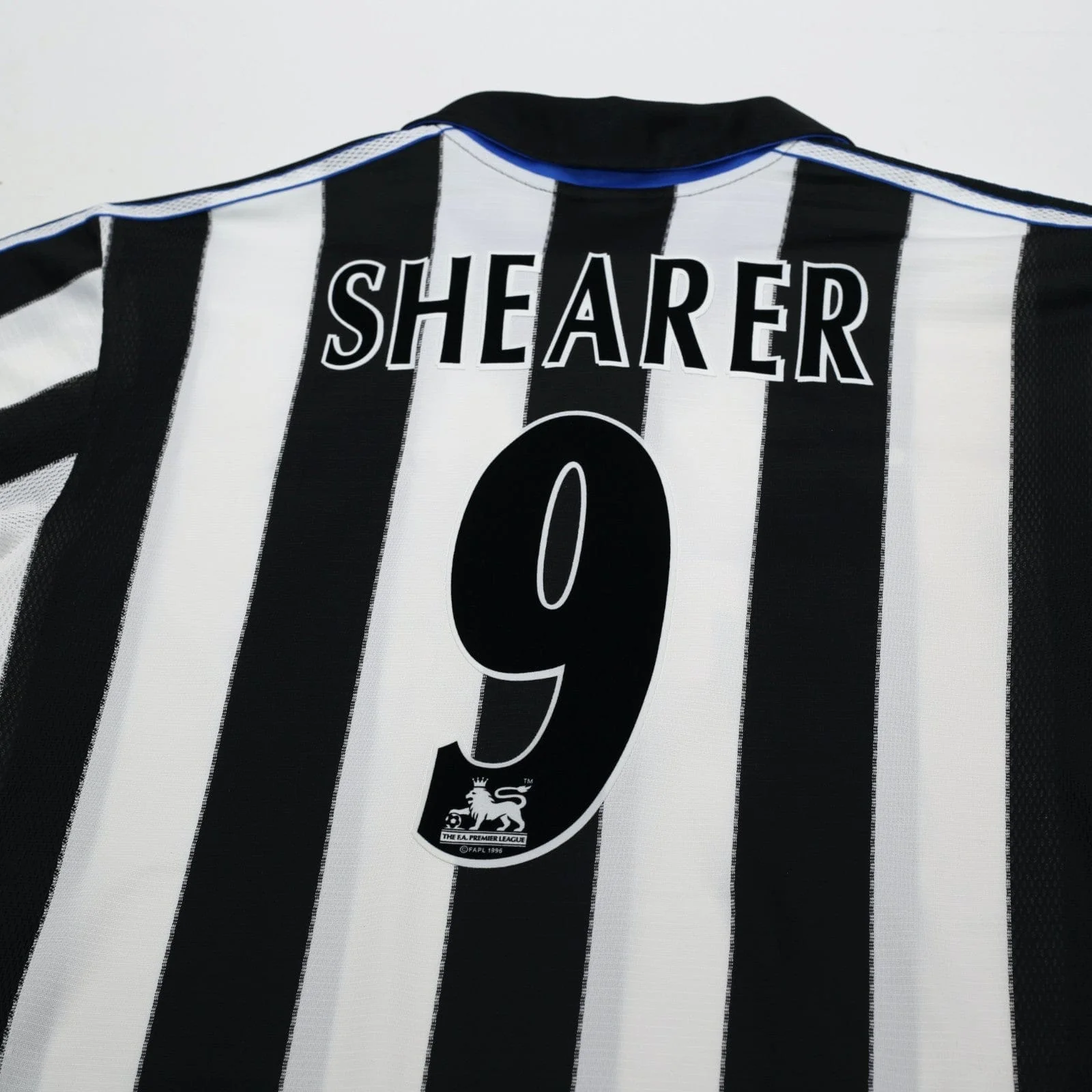 2000/01 Shearer #9 Newcastle United Vintage adidas Home Football Shirt (XL) - Image 10