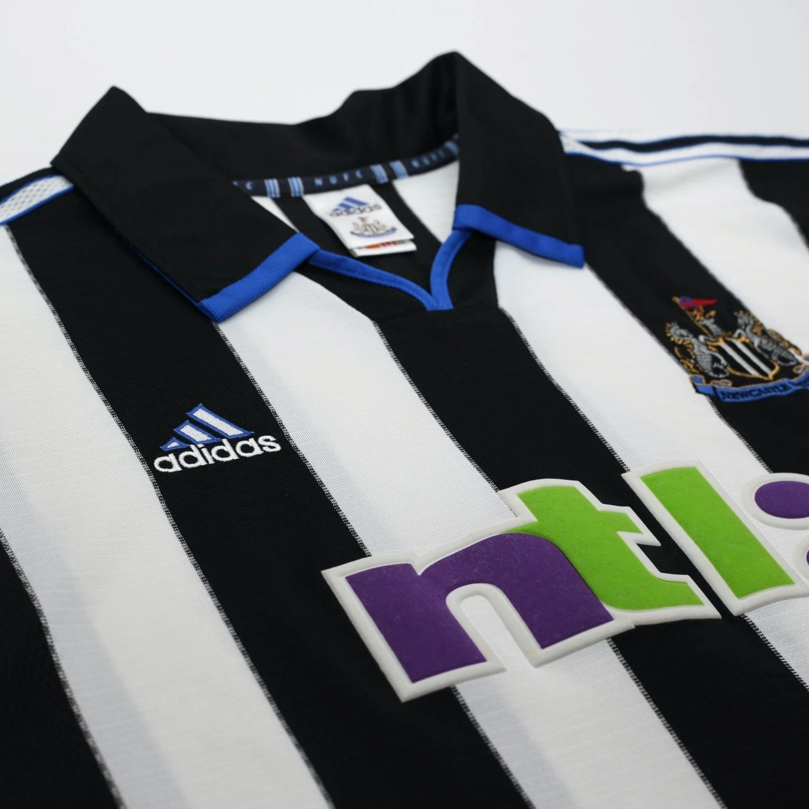 2000/01 Shearer #9 Newcastle United Vintage adidas Home Football Shirt (XL) - Image 6