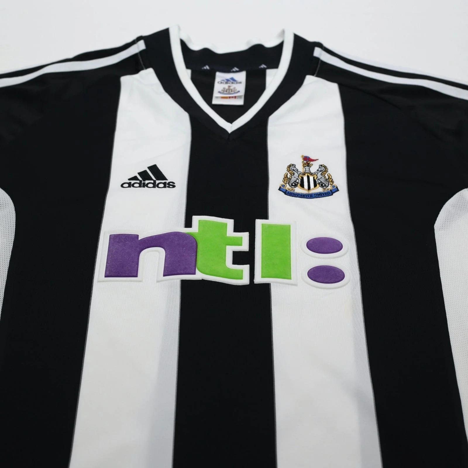 2001/03 Shearer #9 Newcastle United Vintage adidas Home Football Shirt (XL) - Image 4