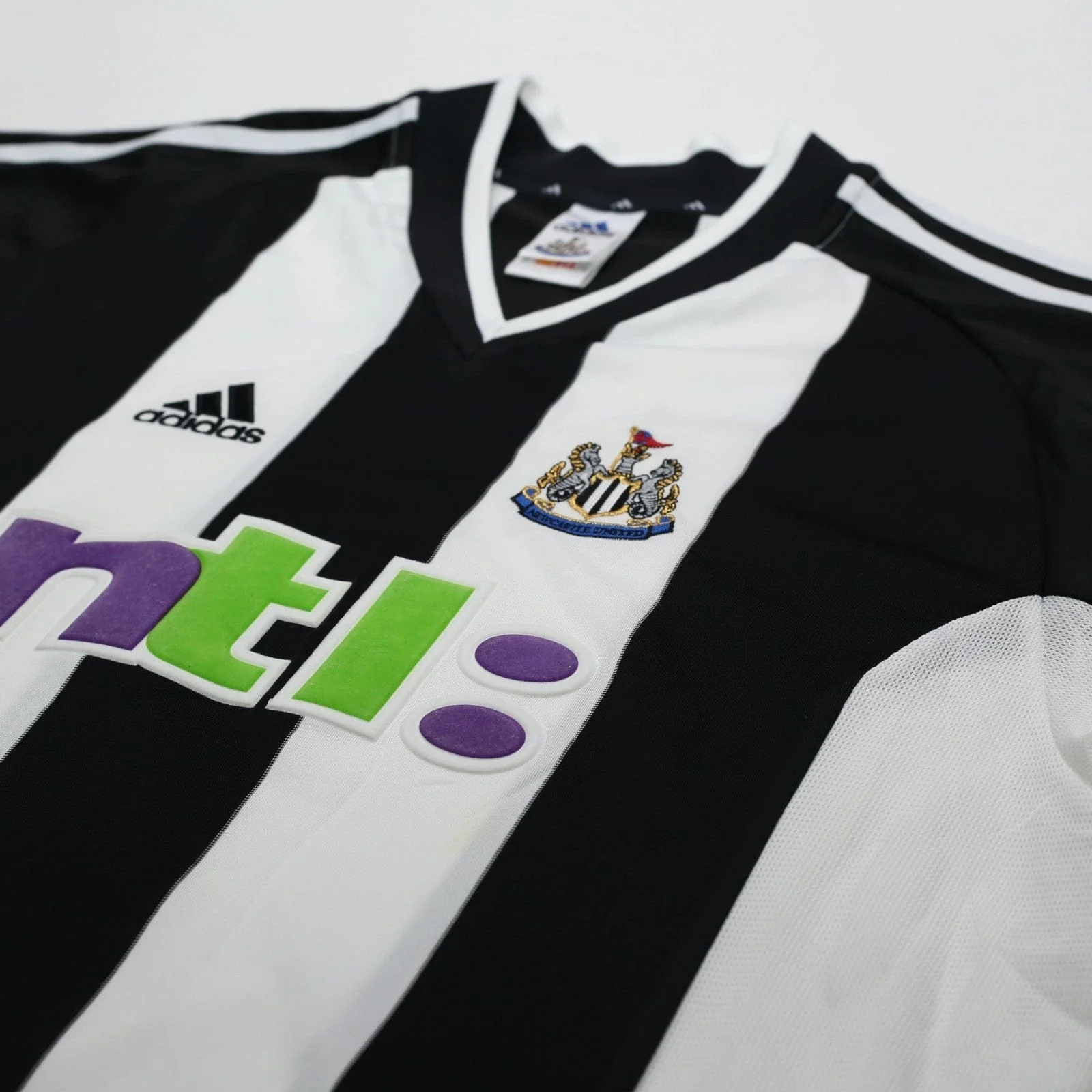 2001/03 Shearer #9 Newcastle United Vintage adidas Home Football Shirt (XL) - Image 5