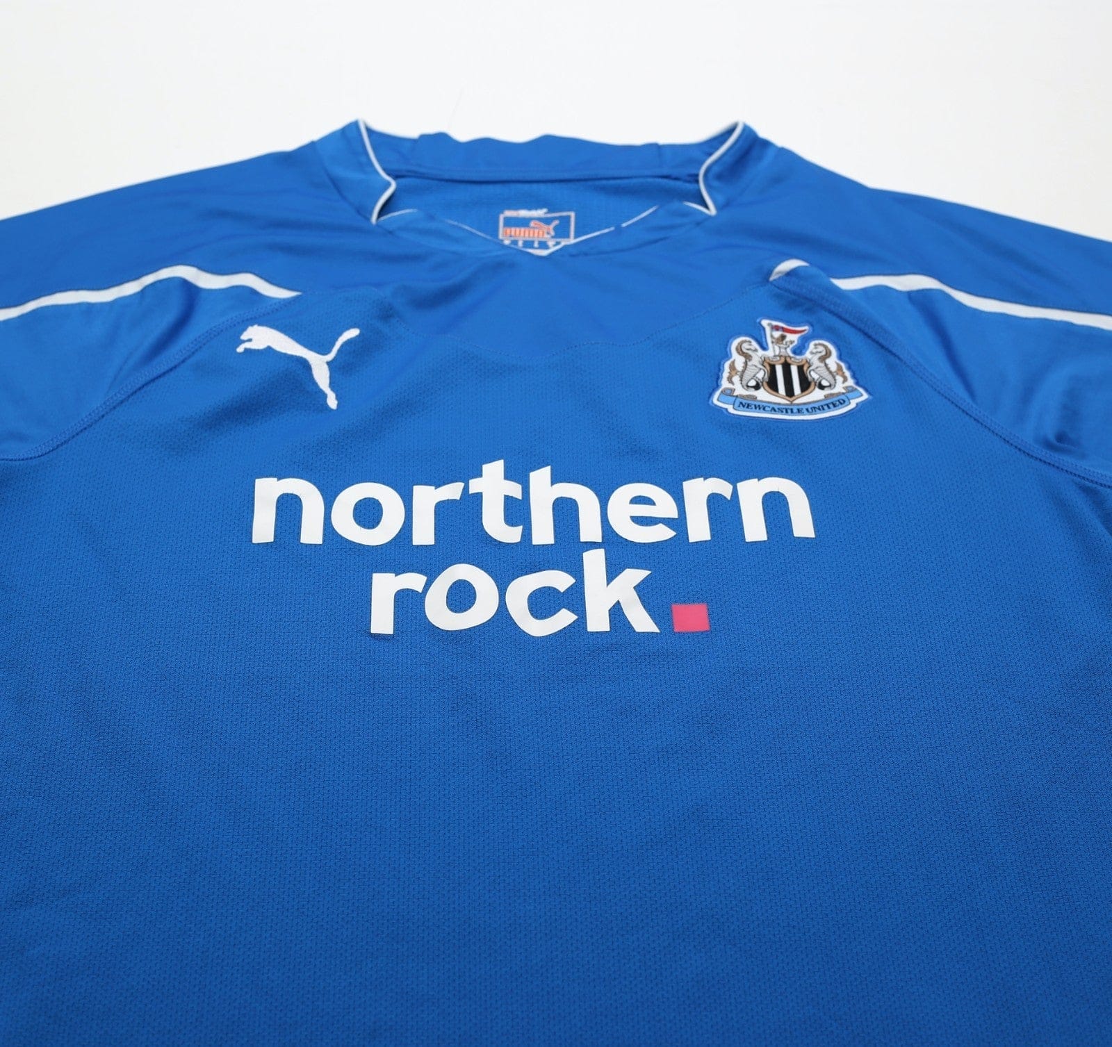 2010/11 BEN ARFA #37 Newcastle United Vintage PUMA Away Football Shirt (M) - Image 4