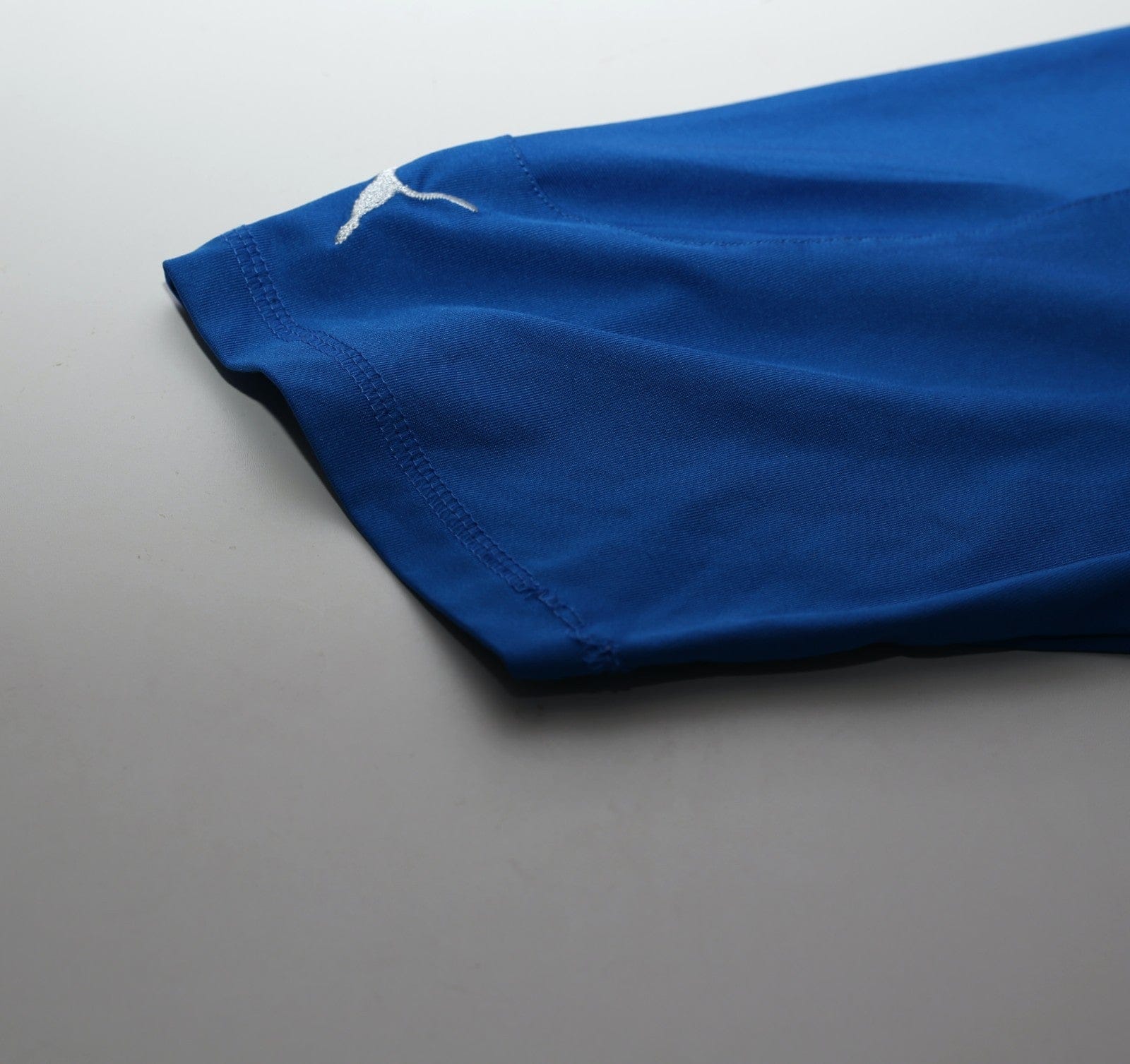 2010/11 BEN ARFA #37 Newcastle United Vintage PUMA Away Football Shirt (M) - Image 8