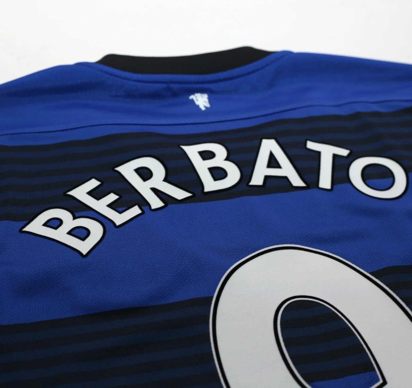 2011/13 BERBATOV #9 Manchester United Vintage Away Home Football Shirt (M) - Image 11