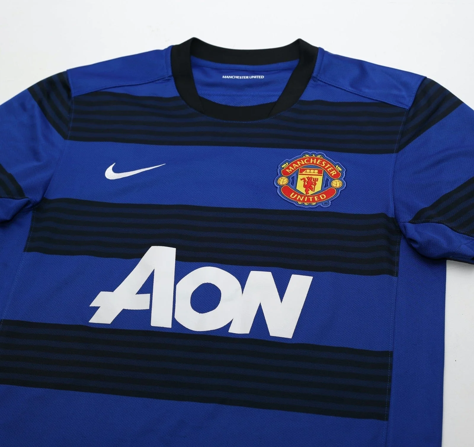2011/13 BERBATOV #9 Manchester United Vintage Away Home Football Shirt (M) - Image 3