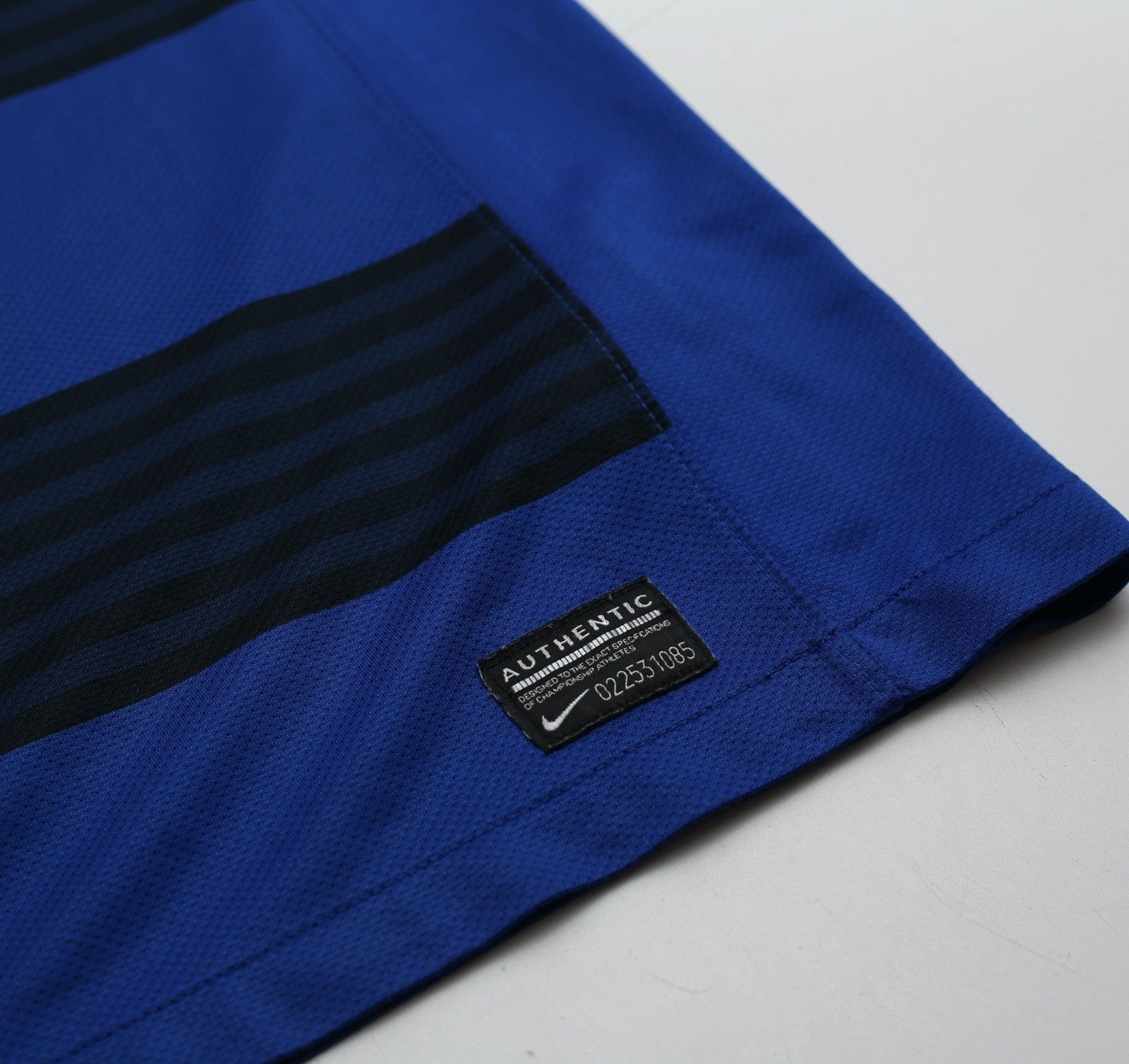 2011/13 BERBATOV #9 Manchester United Vintage Away Home Football Shirt (M) - Image 7